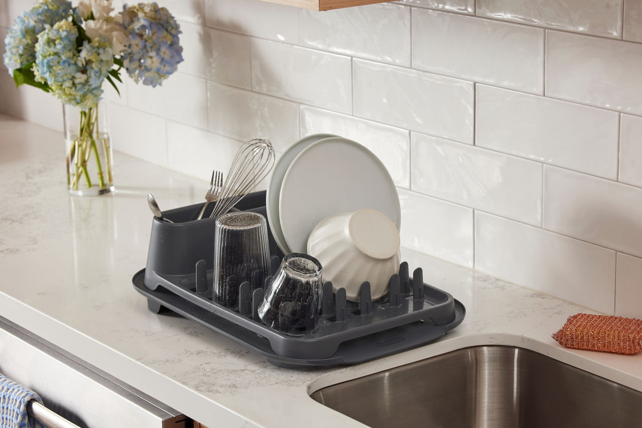 Rubbermaid® Antimicrobial Dish Drying Rack with Drainboard, Raven Grey, 2-Piece Set - US 3580