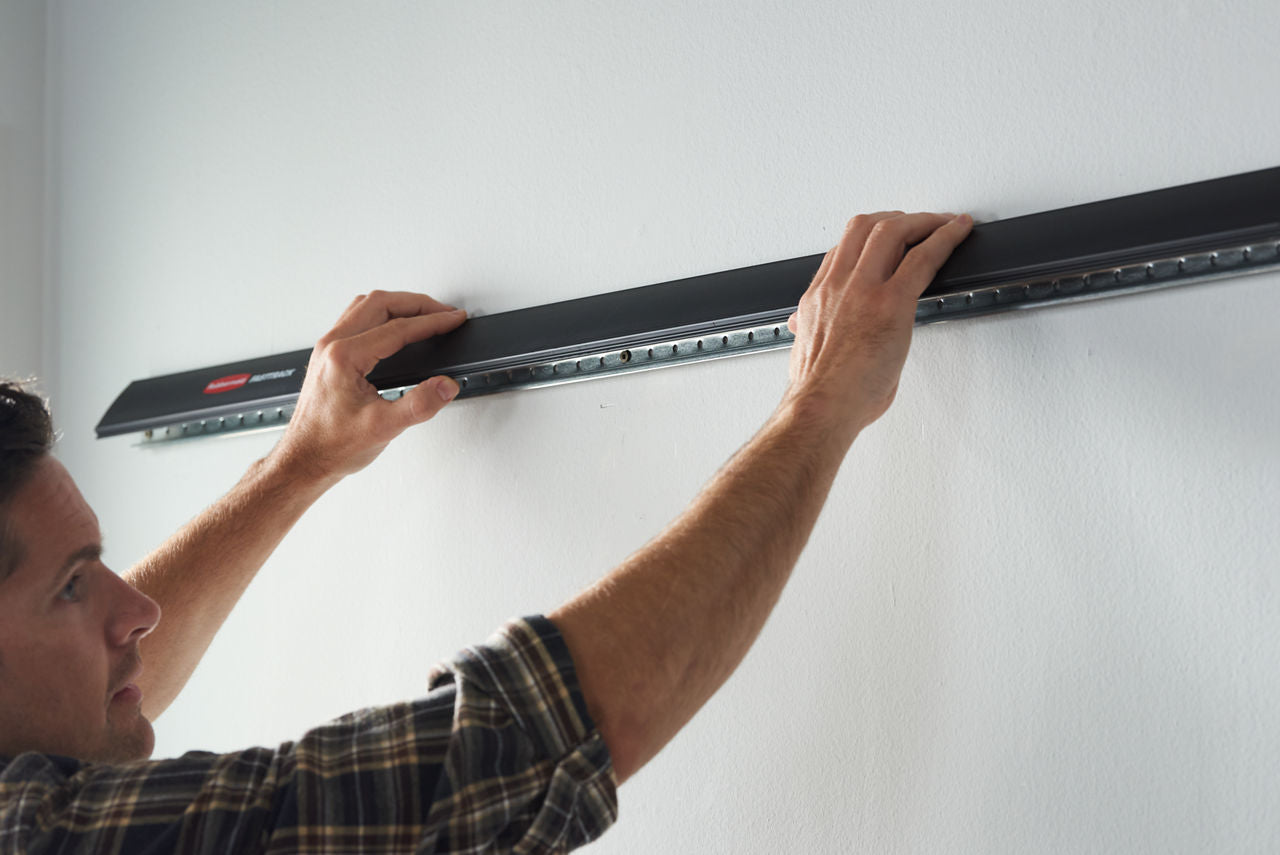 FastTrack® Rail Garage Hang Rail - US 8446